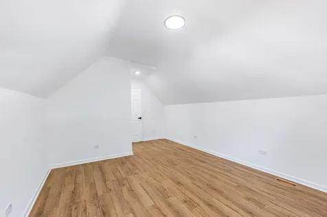 117 East 104th Place Chicago IL 60628