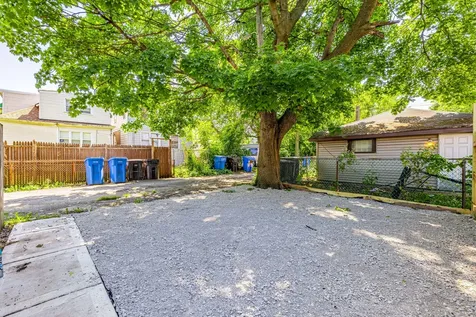 117 East 104th Place Chicago IL 60628