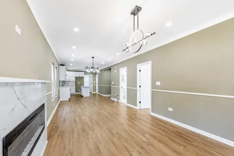117 East 104th Place Chicago IL 60628