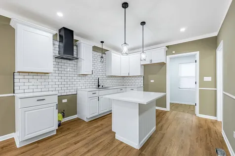 117 East 104th Place Chicago IL 60628