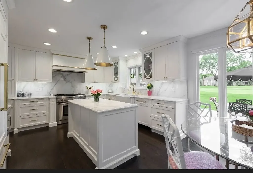 1010 Thunderbird Lane Naperville IL 60563