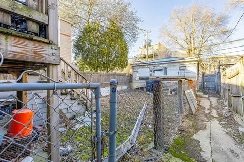 2522 West Haddon Avenue Chicago IL 60622