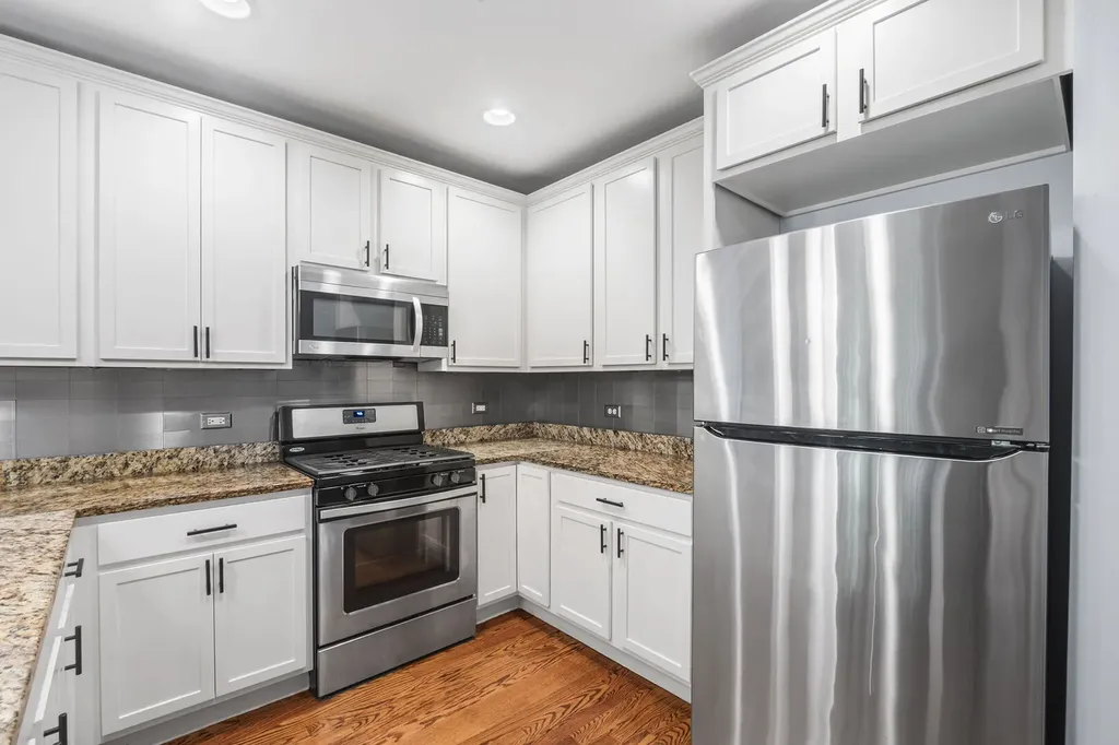 2909 West Fulton Street Chicago IL 60612