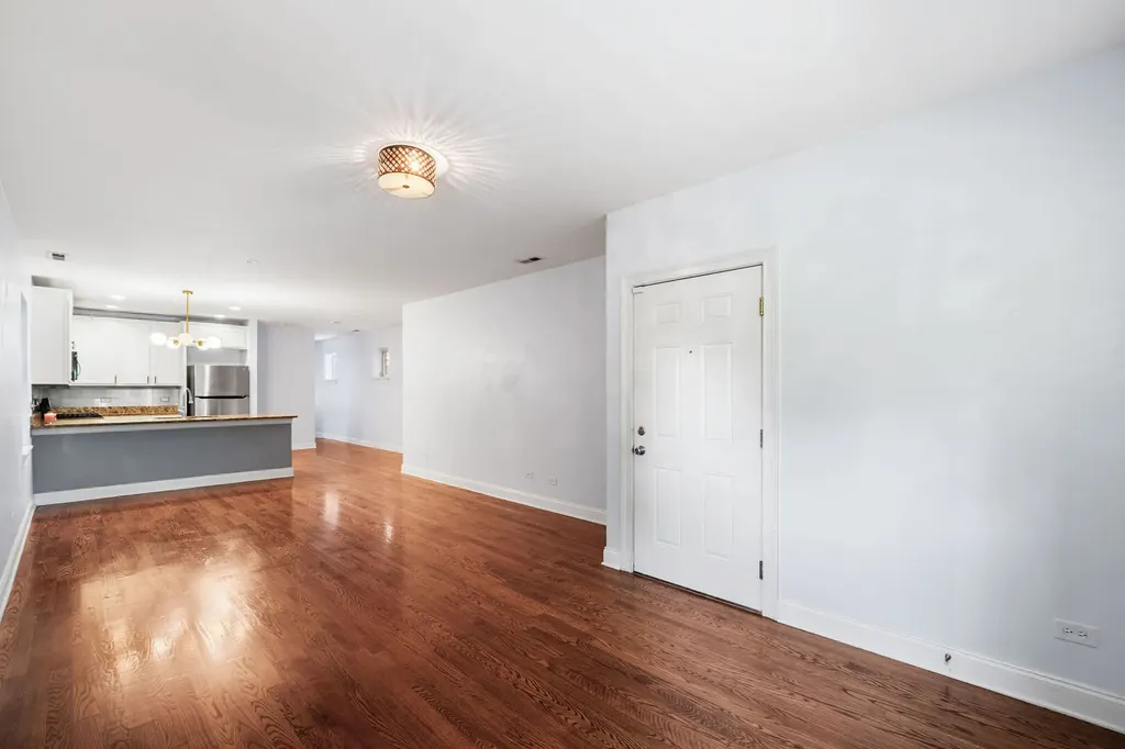 2909 West Fulton Street Chicago IL 60612