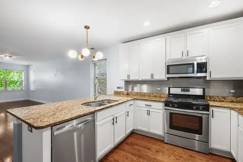 2909 West Fulton Street Chicago IL 60612