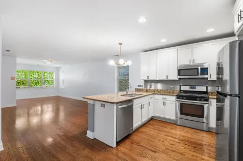 2909 West Fulton Street Chicago IL 60612