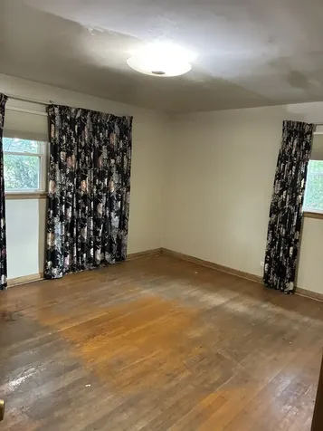 4721 West 78th Street Chicago IL 60652