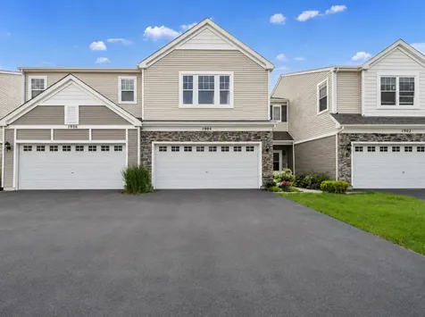 1904 Cobblestone Drive Carpentersville IL 60110