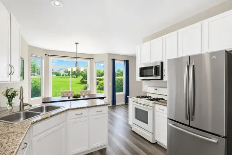 1904 Cobblestone Drive Carpentersville IL 60110