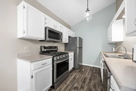 264 Nautical Way Elgin IL 60123