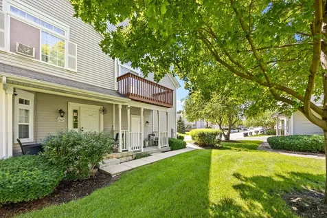264 Nautical Way Elgin IL 60123