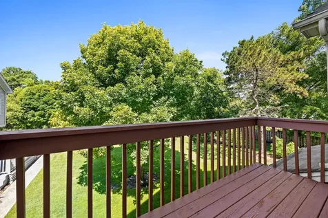 264 Nautical Way Elgin IL 60123