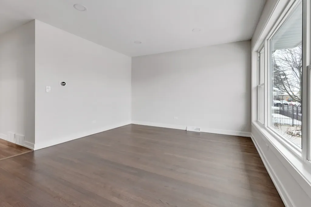 4933 North Keeler Avenue Chicago IL 60630