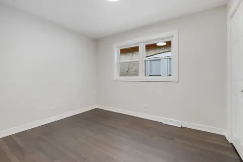 4933 North Keeler Avenue Chicago IL 60630