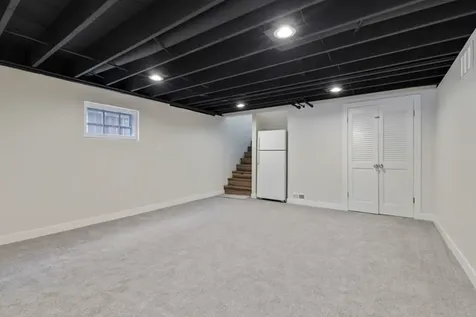 4933 North Keeler Avenue Chicago IL 60630