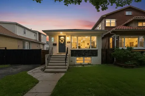 4933 North Keeler Avenue Chicago IL 60630