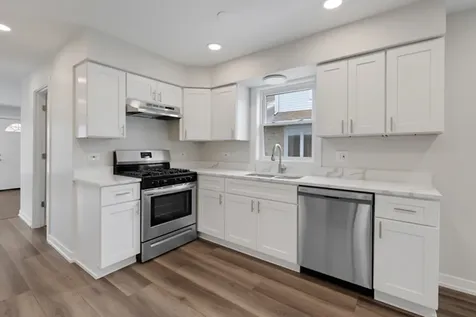 4933 North Keeler Avenue Chicago IL 60630