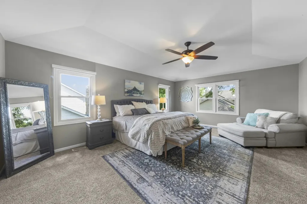 501 Graywood Drive Lombard IL 60148