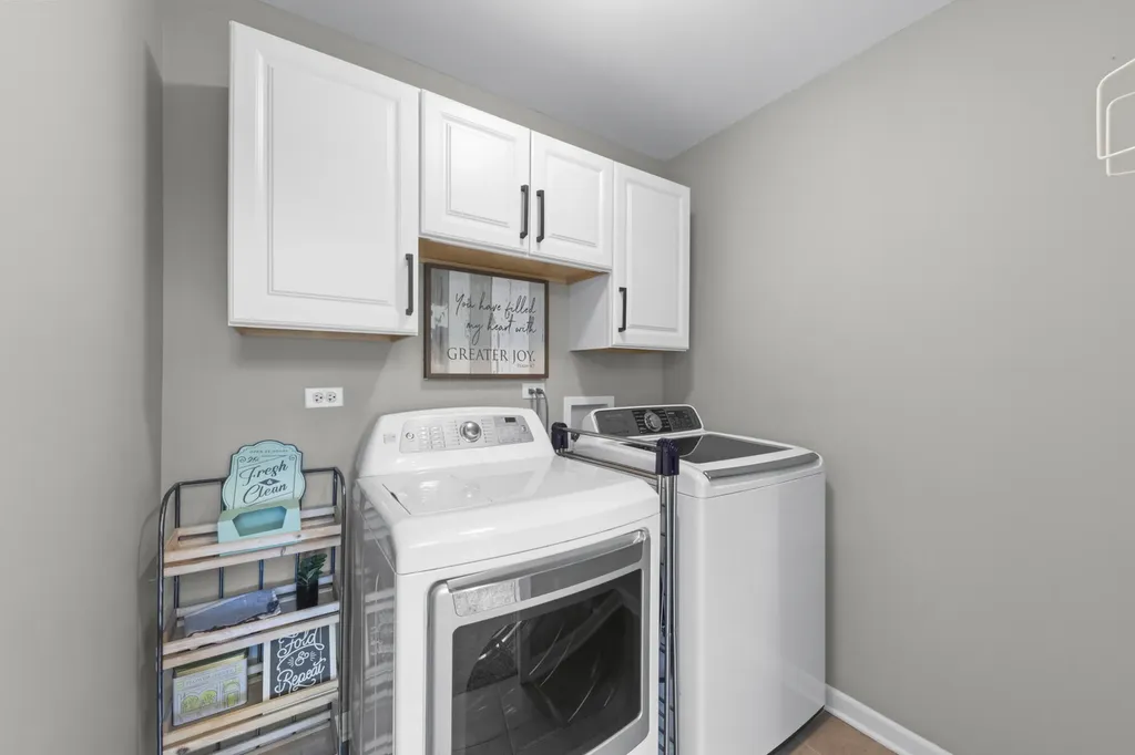 501 Graywood Drive Lombard IL 60148