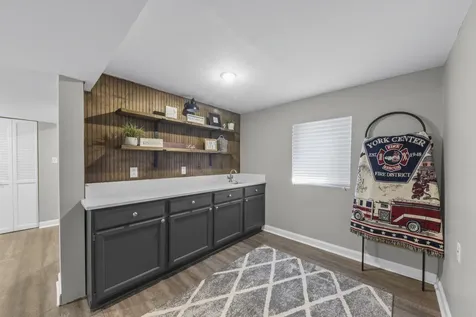 501 Graywood Drive Lombard IL 60148