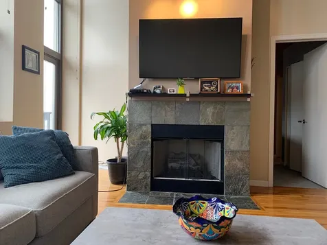 758 North Larrabee Street Chicago IL 60654