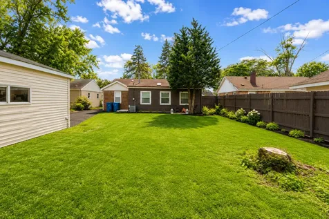 730 East 156th Street South Holland IL 60473