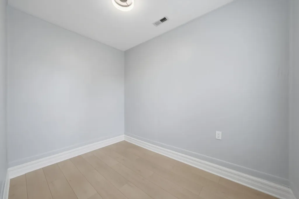 2642 South Sacramento Avenue Chicago IL 60623