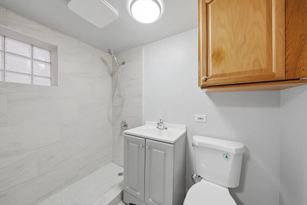 2642 South Sacramento Avenue Chicago IL 60623