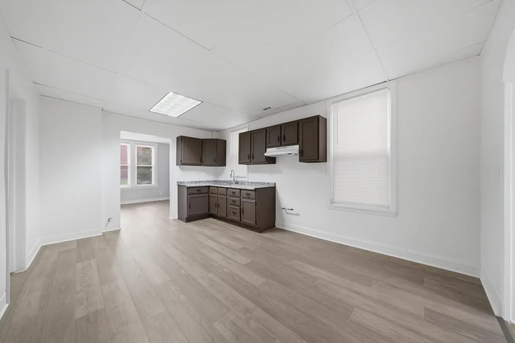 2642 South Sacramento Avenue Chicago IL 60623