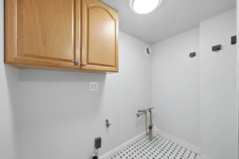 2642 South Sacramento Avenue Chicago IL 60623