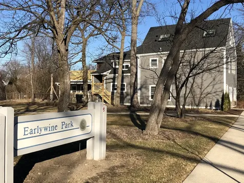 1428 Wilmette Avenue Wilmette IL 60091