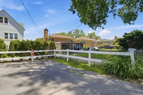 7314 North Crawford Avenue N Lincolnwood IL 60712