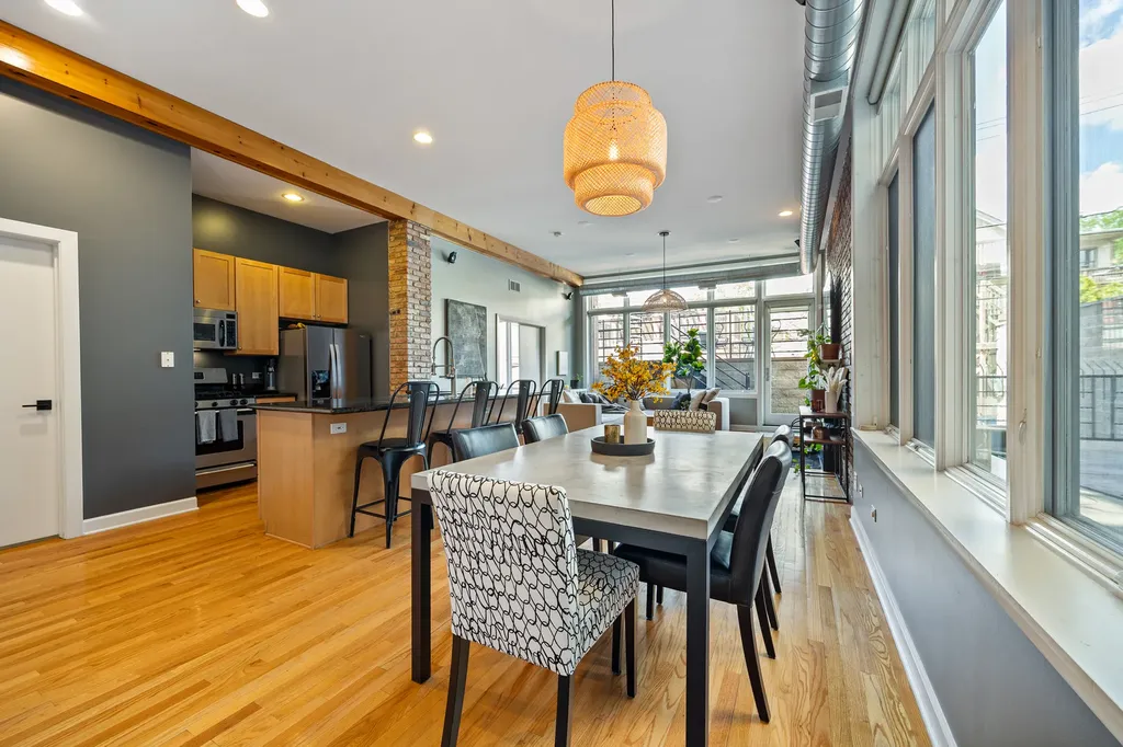 1740 West Belmont Avenue Chicago IL 60657