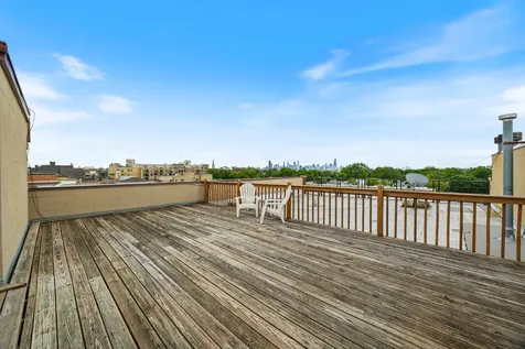1740 West Belmont Avenue Chicago IL 60657