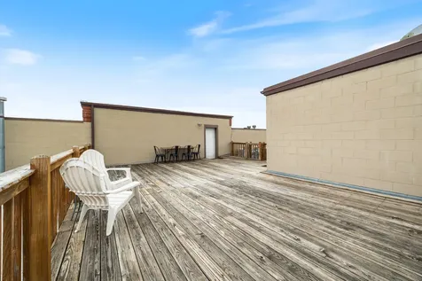 1740 West Belmont Avenue Chicago IL 60657