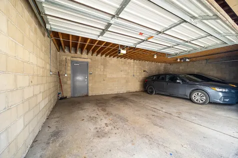 1740 West Belmont Avenue Chicago IL 60657