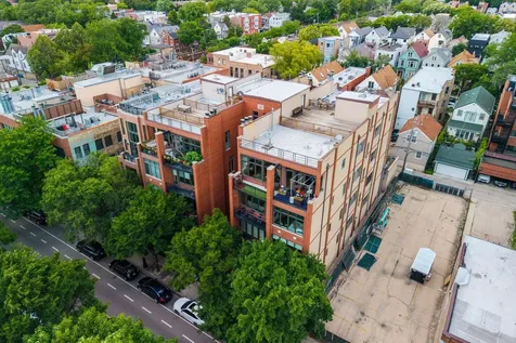 1740 West Belmont Avenue Chicago IL 60657