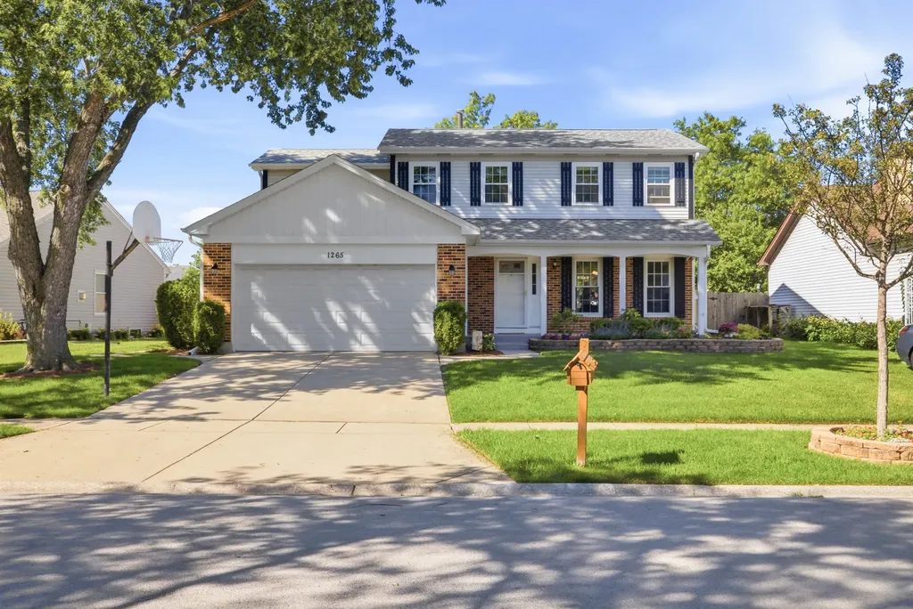 1265 Diane Lane Elk Grove Village IL 60007
