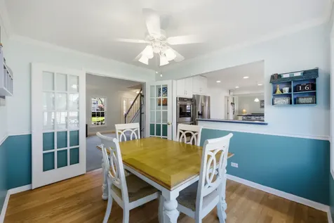 1265 Diane Lane Elk Grove Village IL 60007