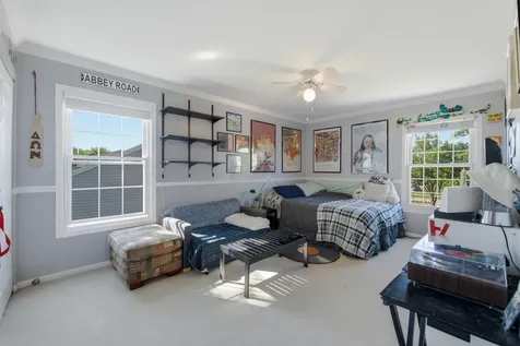 1265 Diane Lane Elk Grove Village IL 60007