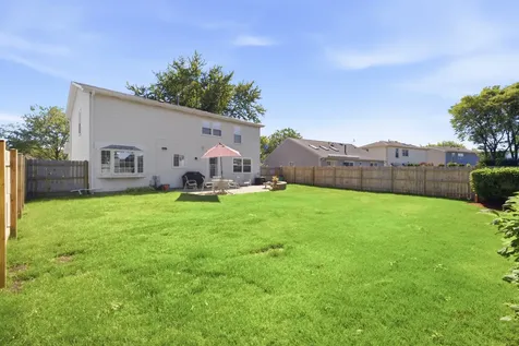 1265 Diane Lane Elk Grove Village IL 60007