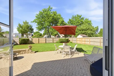1265 Diane Lane Elk Grove Village IL 60007