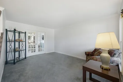 1265 Diane Lane Elk Grove Village IL 60007
