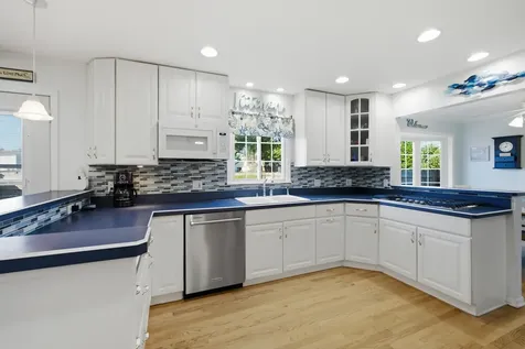 1265 Diane Lane Elk Grove Village IL 60007