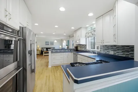 1265 Diane Lane Elk Grove Village IL 60007
