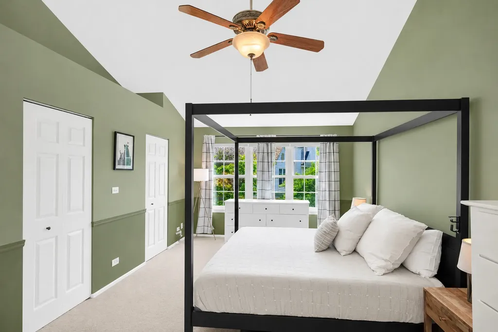 30W015 Spruce Court Warrenville IL 60555