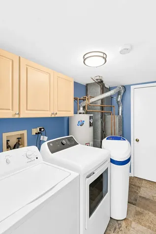 30W015 Spruce Court Warrenville IL 60555