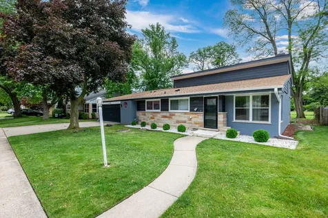 5823 Emerson Street Morton Grove IL 60053
