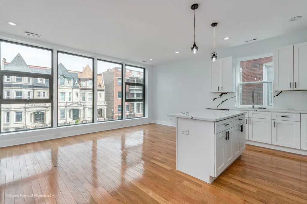 437 East 48th Street Chicago IL 60615
