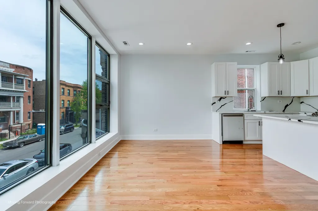 437 East 48th Street Chicago IL 60615
